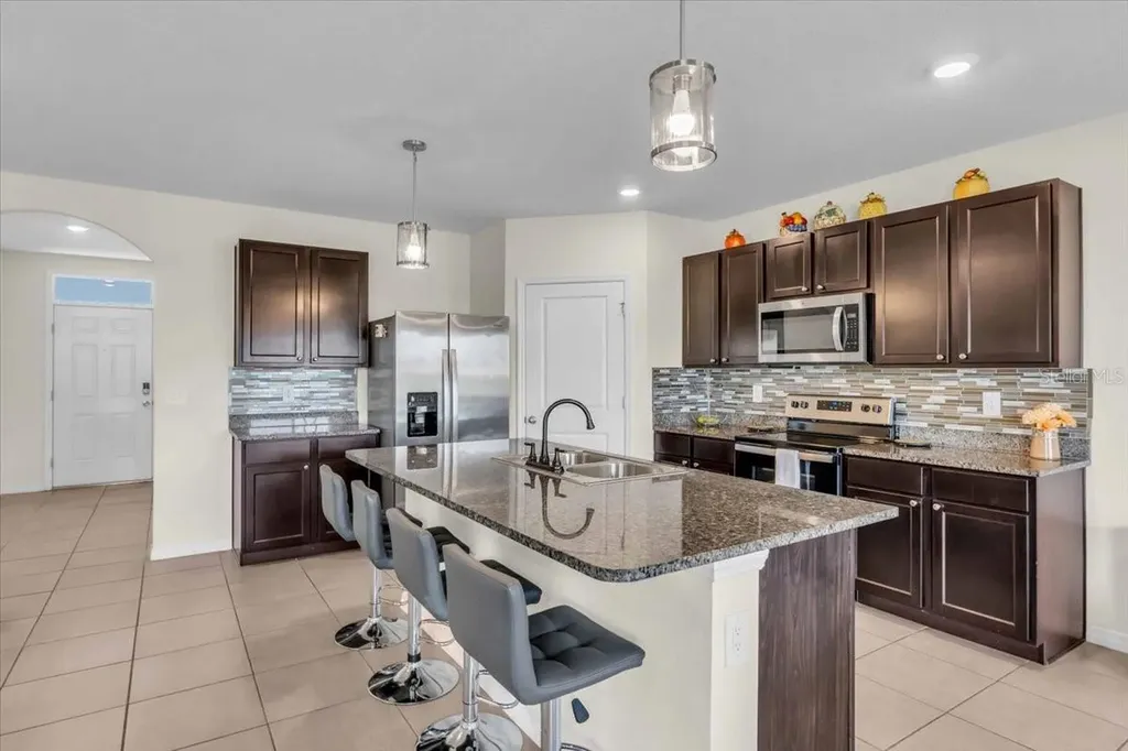 17119 Harvest Moon Way Bradenton FL 34211