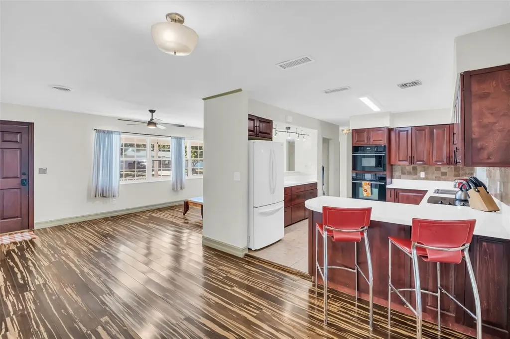 1182 Norwood Avenue Clearwater FL 33756