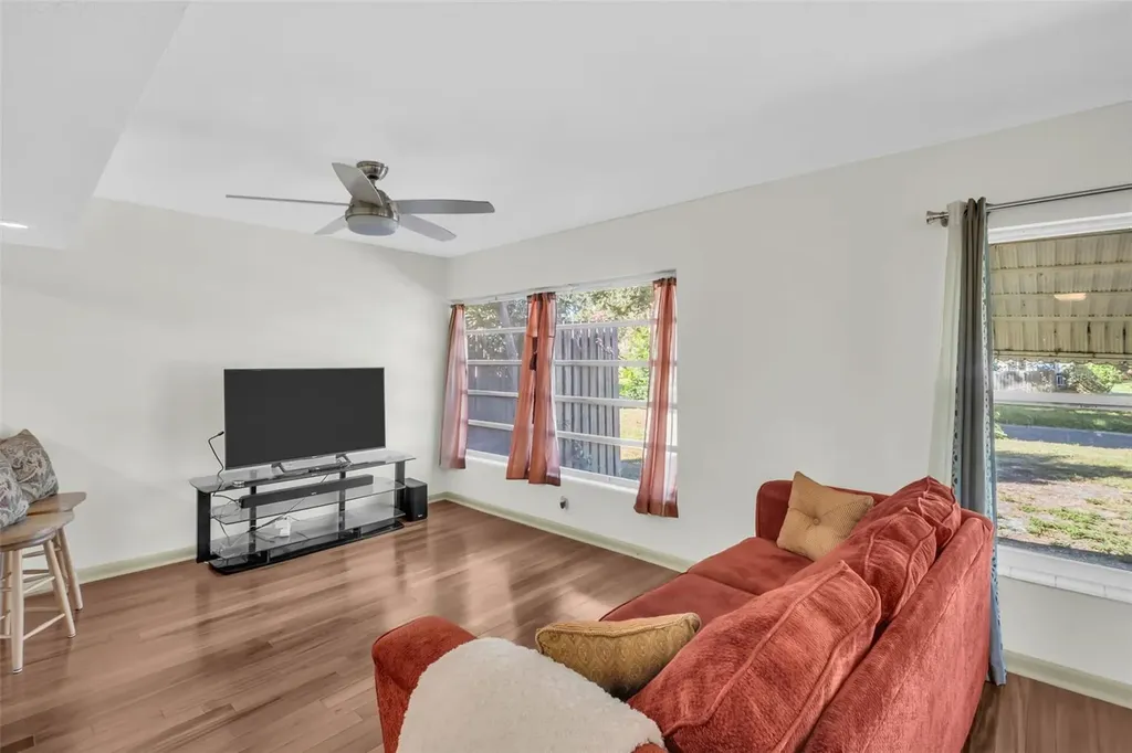 1182 Norwood Avenue Clearwater FL 33756