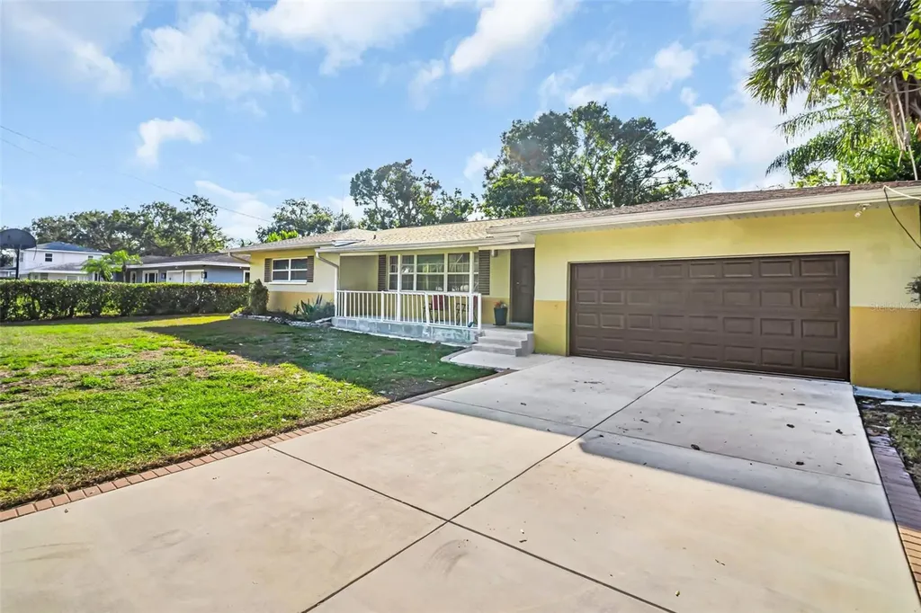 1182 Norwood Avenue Clearwater FL 33756