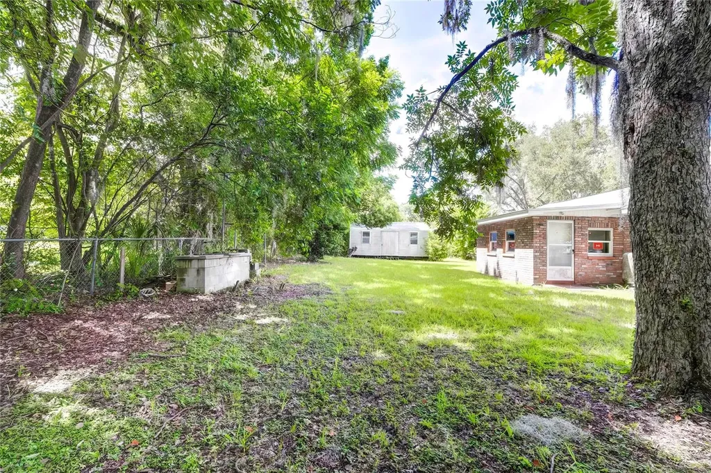 614 Powell Street Wildwood FL 34785