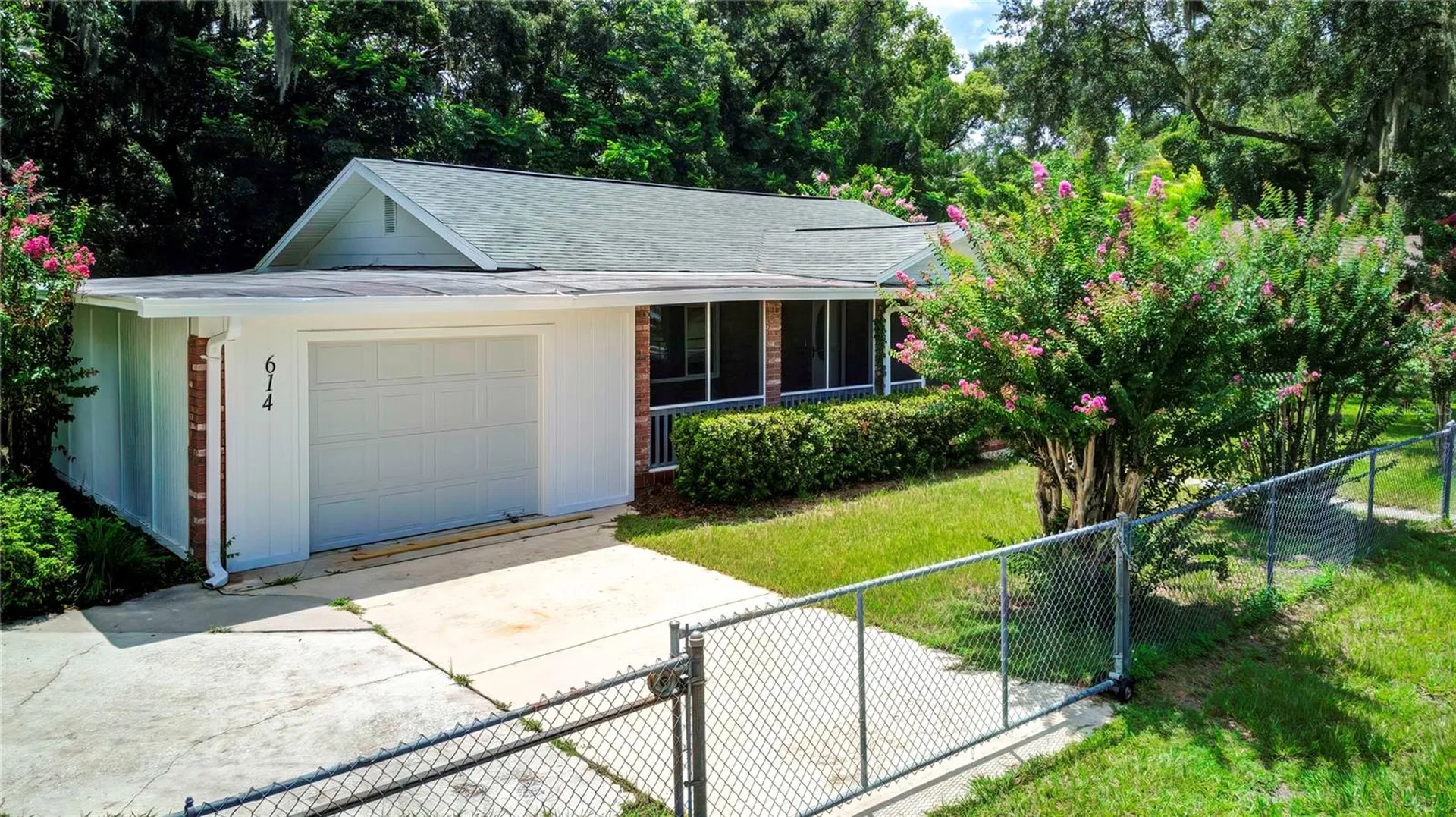 614 Powell Street Wildwood FL 34785