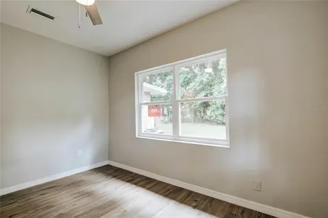 614 Powell Street Wildwood FL 34785