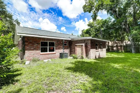 614 Powell Street Wildwood FL 34785