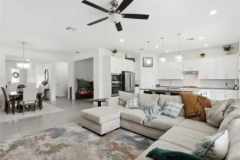 2360 Emerald Springs Drive Apopka FL 32712