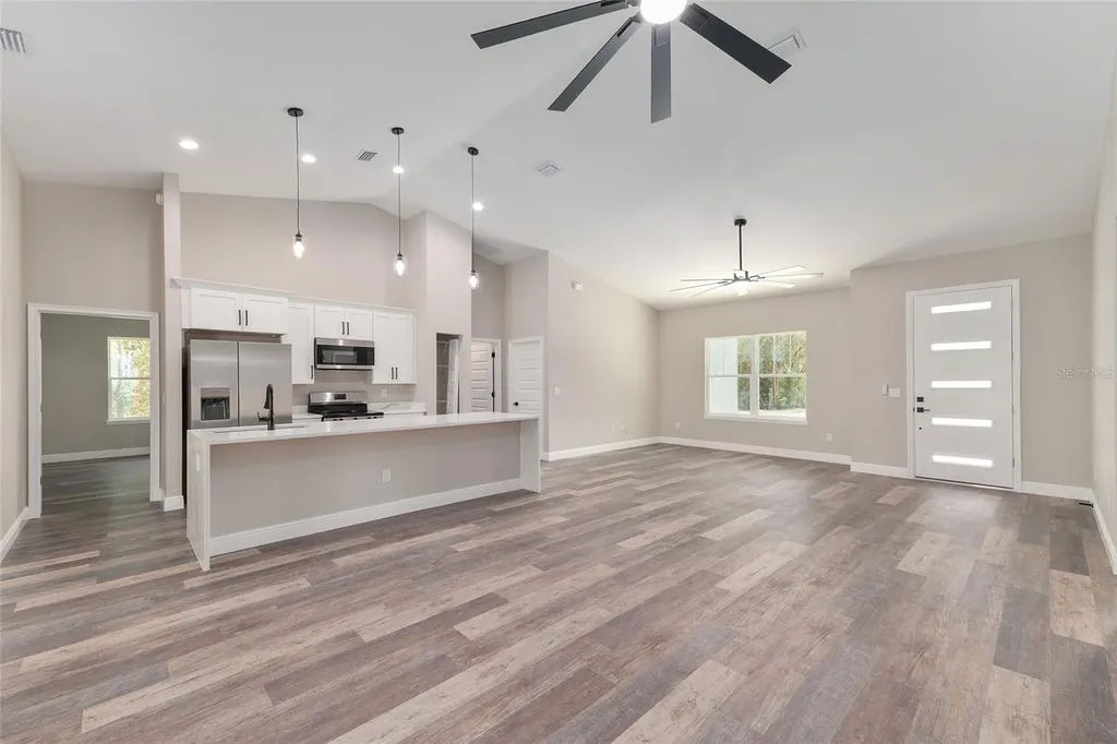 9370 N Del Rio Way Citrus Springs FL 34434