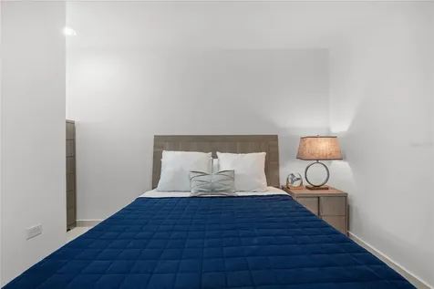25 Ave Muñoz Rivera Bahia Plaza Apt San Juan PR 00901
