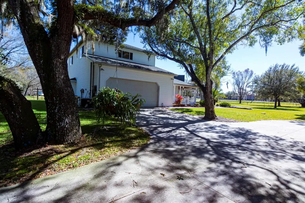 9215 Ridge Road New Port Richey FL 34654