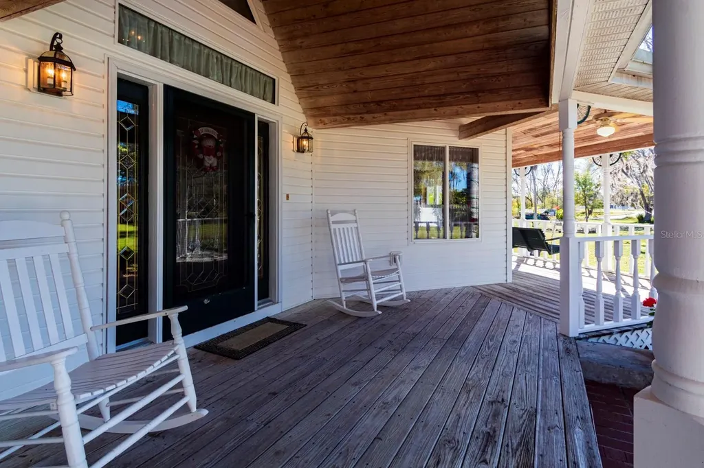 9215 Ridge Road New Port Richey FL 34654