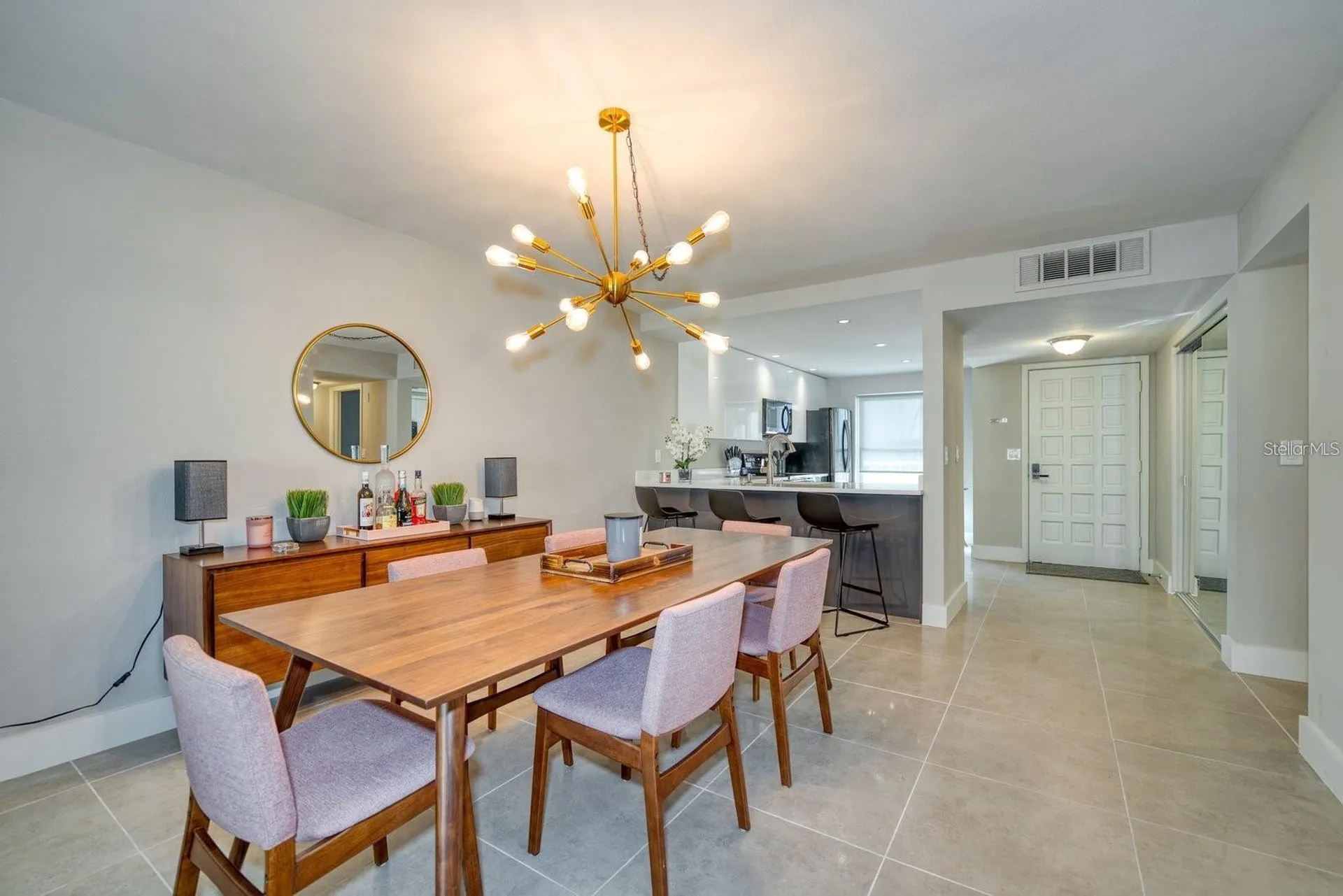 105 Island Way Clearwater FL 33767