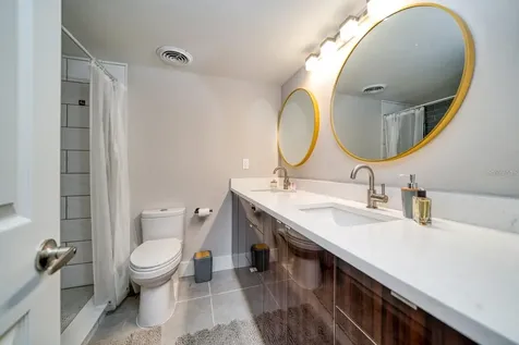 105 Island Way Clearwater FL 33767