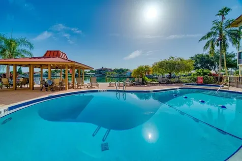 105 Island Way Clearwater FL 33767