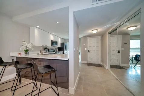 105 Island Way Clearwater FL 33767