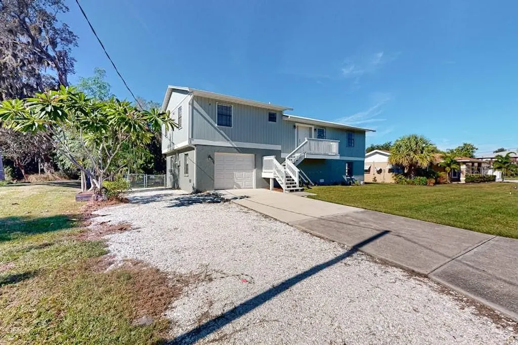 4207 5th Avenue W Palmetto FL 34221
