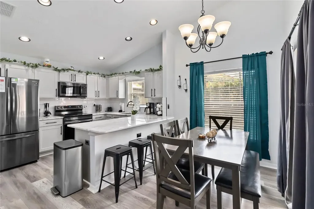 205 Hummingbird Pass Davenport FL 33896