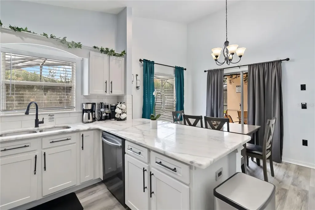 205 Hummingbird Pass Davenport FL 33896
