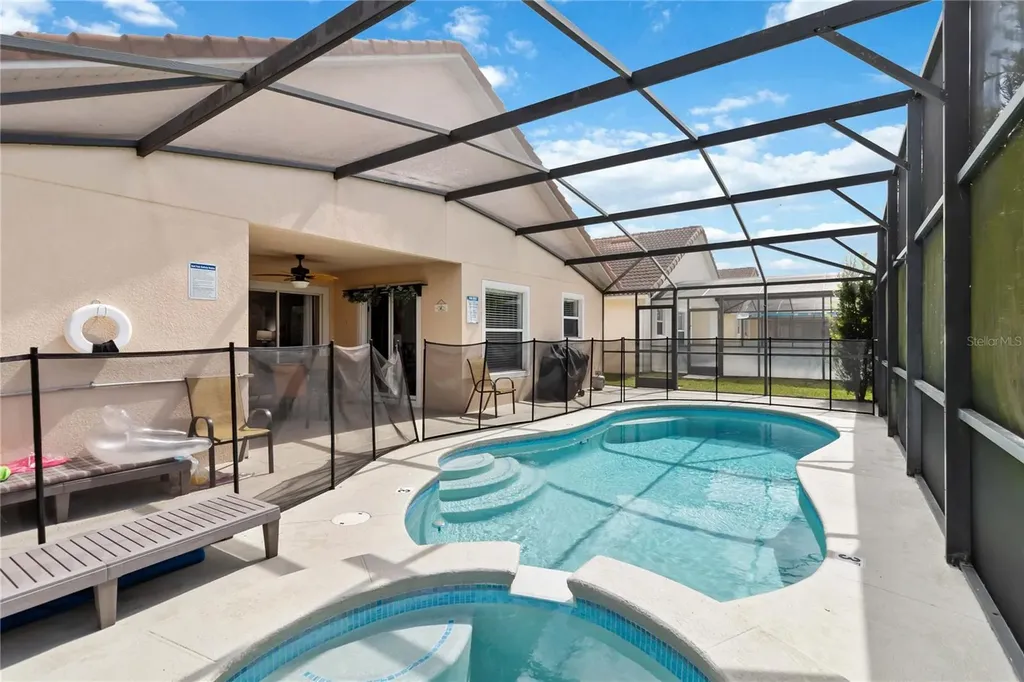 205 Hummingbird Pass Davenport FL 33896