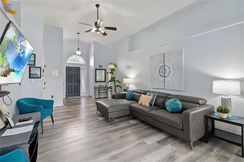 205 Hummingbird Pass Davenport FL 33896