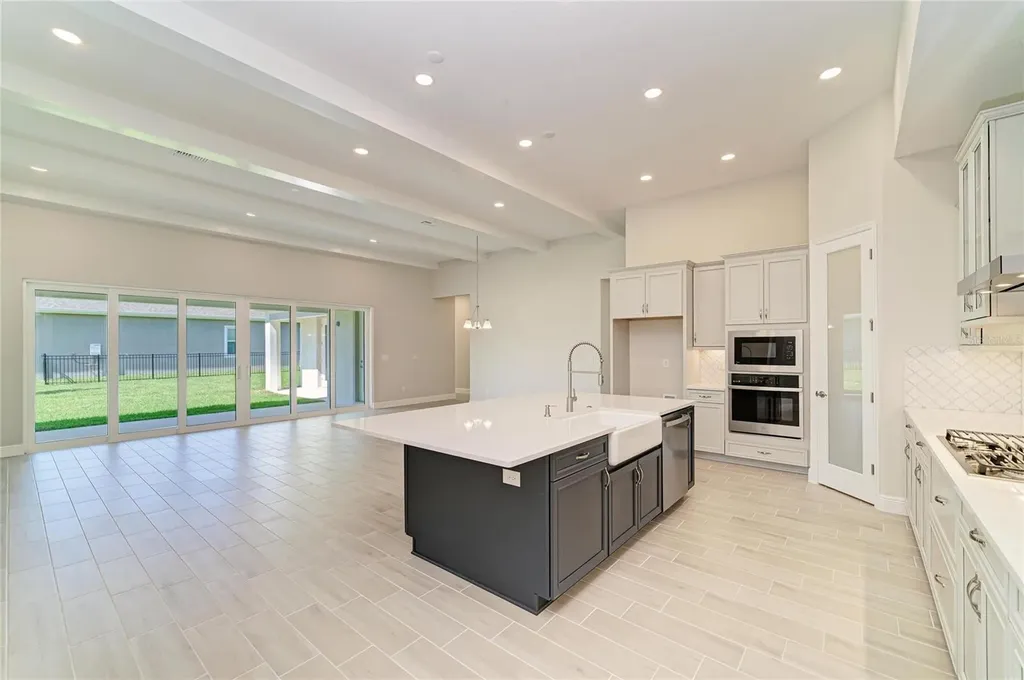5129 Everlong Drive Apollo Beach FL 33572
