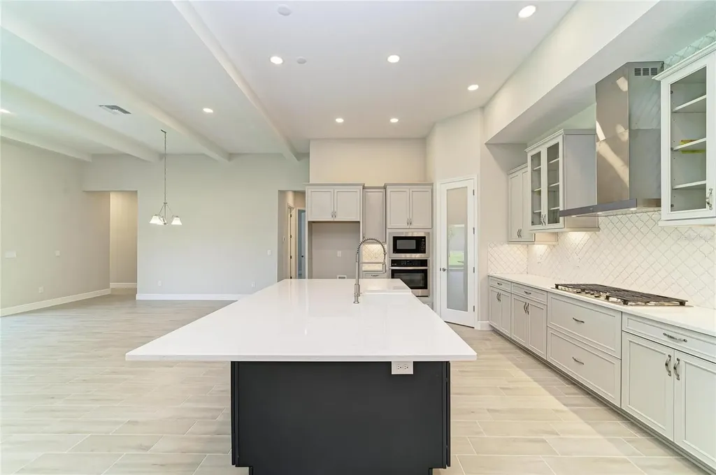 5129 Everlong Drive Apollo Beach FL 33572