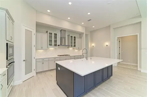 5129 Everlong Drive Apollo Beach FL 33572