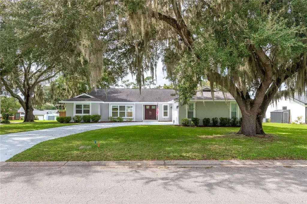 3310 SE 26th Court Ocala FL 34471