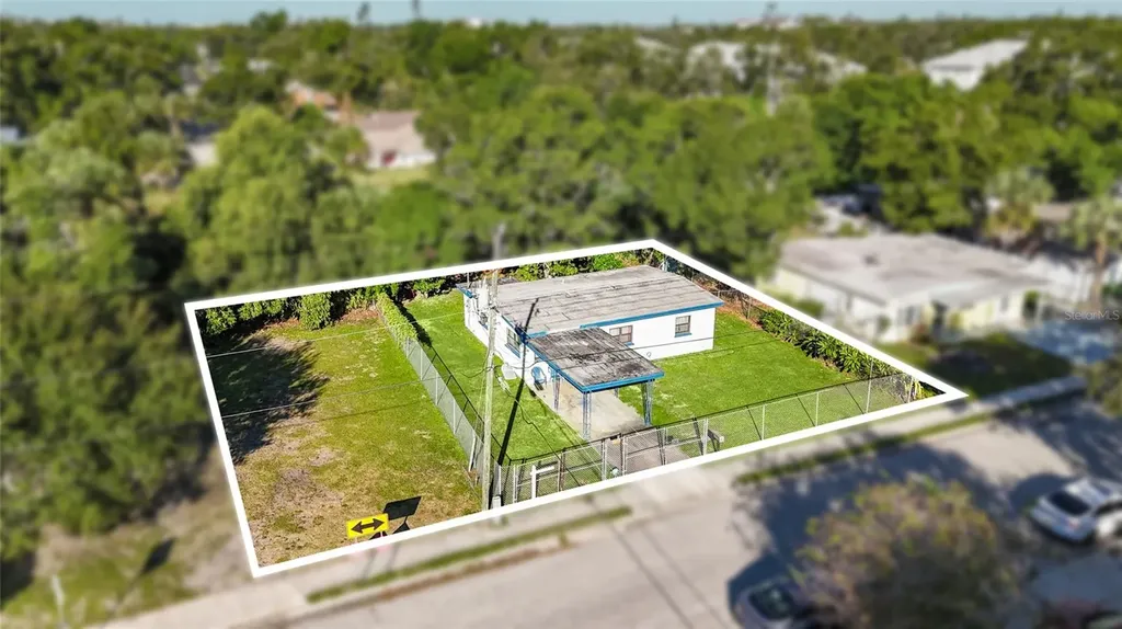 2105 Leon Avenue Sarasota FL 34234