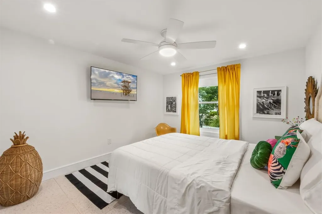 505 65th Street Holmes Beach FL 34217