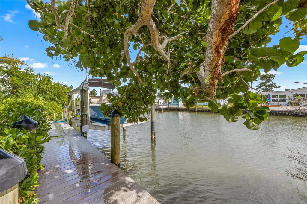 505 65th Street Holmes Beach FL 34217