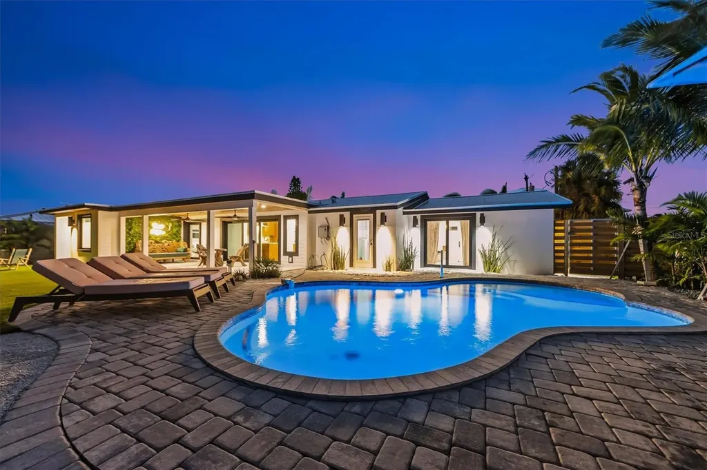 505 65th Street Holmes Beach FL 34217
