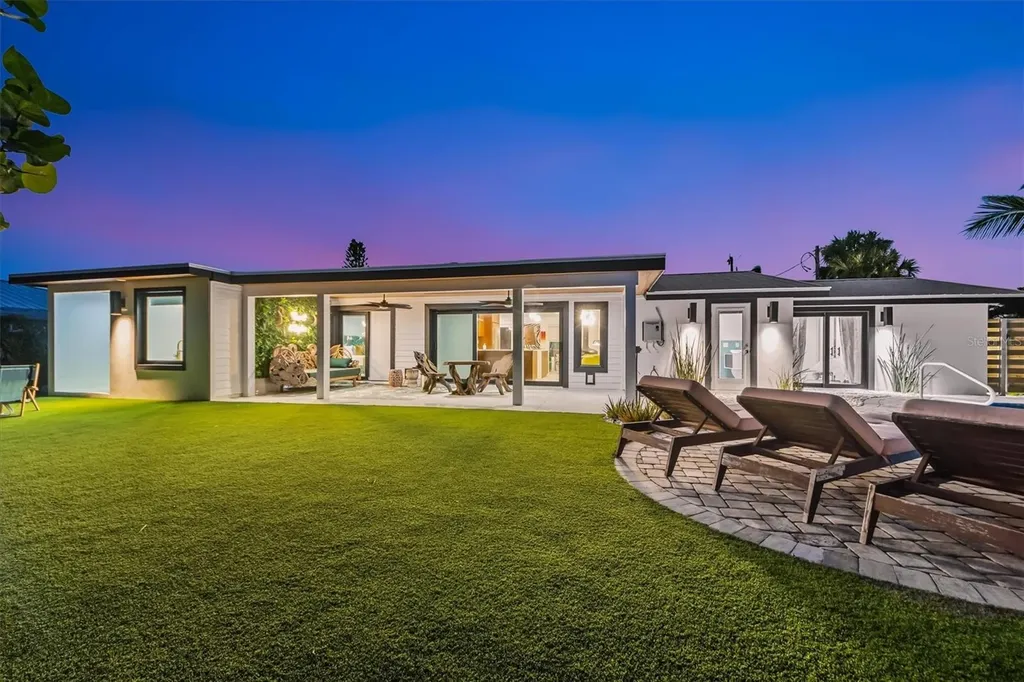 505 65th Street Holmes Beach FL 34217
