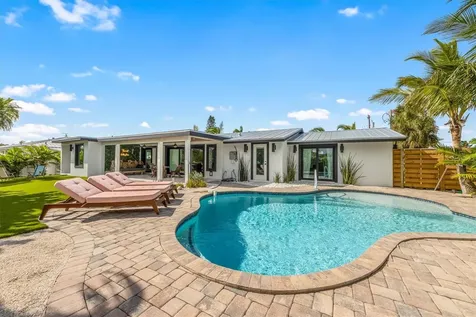 505 65th Street Holmes Beach FL 34217