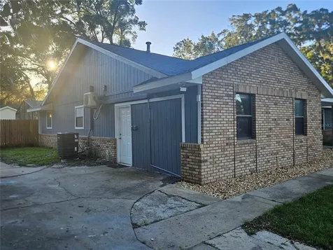 985 SE 56th Court Ocala FL 34480