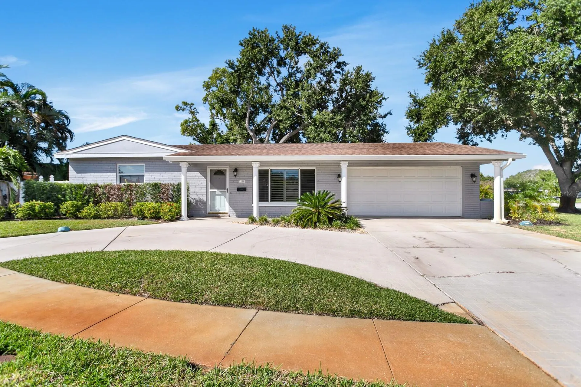 2290 60th Way N St Petersburg FL 33710