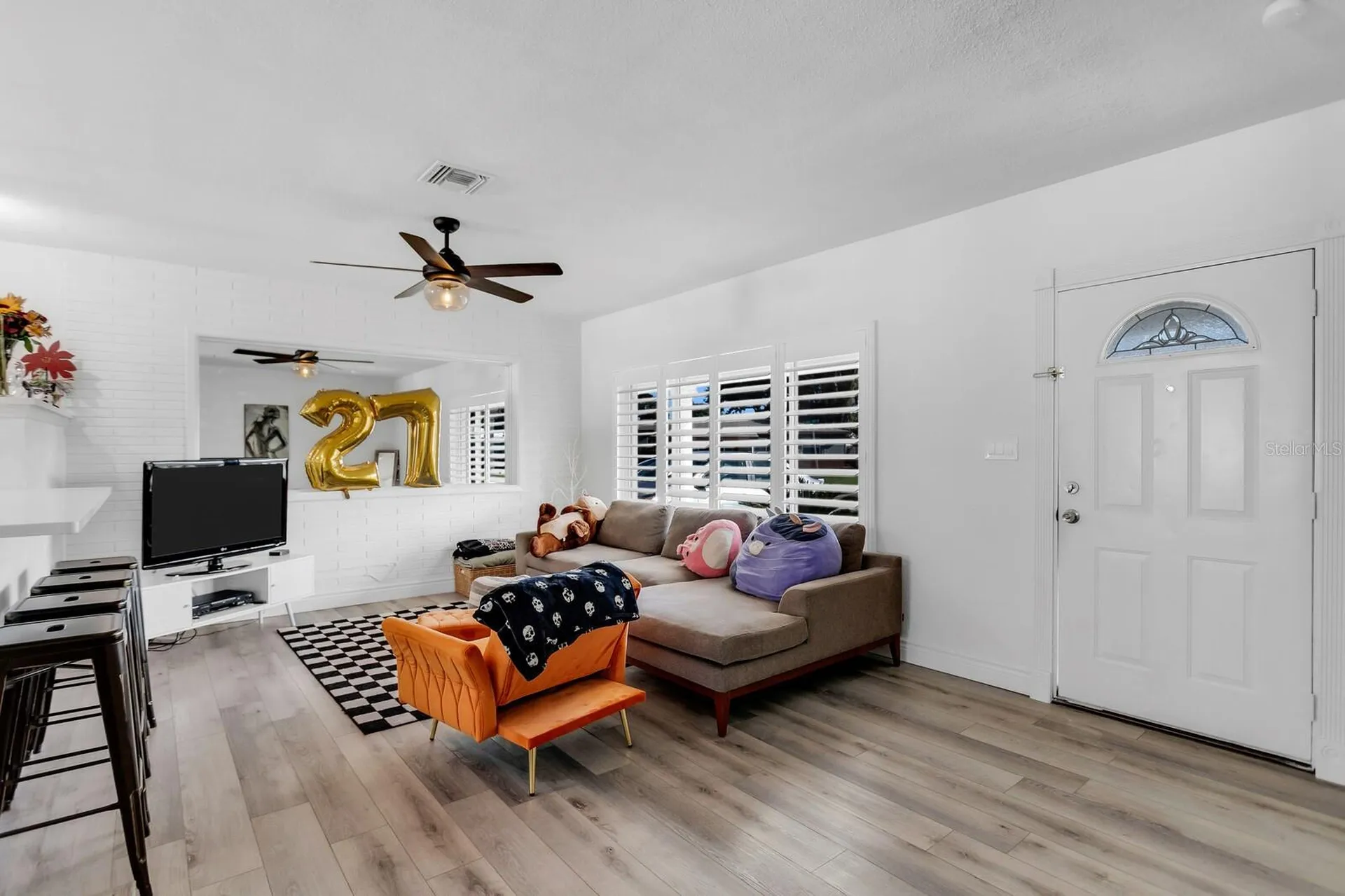 2290 60th Way N St Petersburg FL 33710