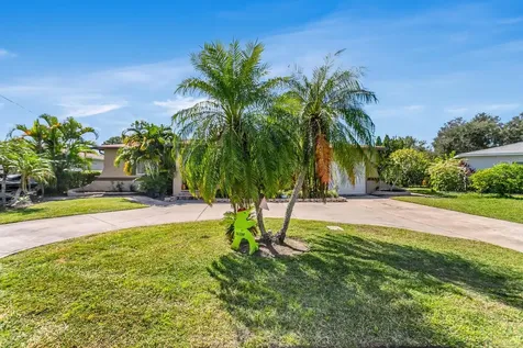 4864 Lake Charles Drive N Kenneth City FL 33709