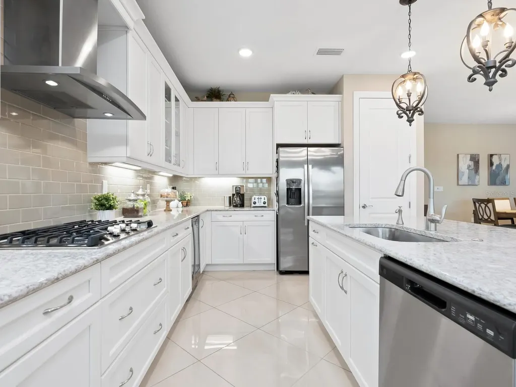 4925 Surfside Circle Bradenton FL 34211