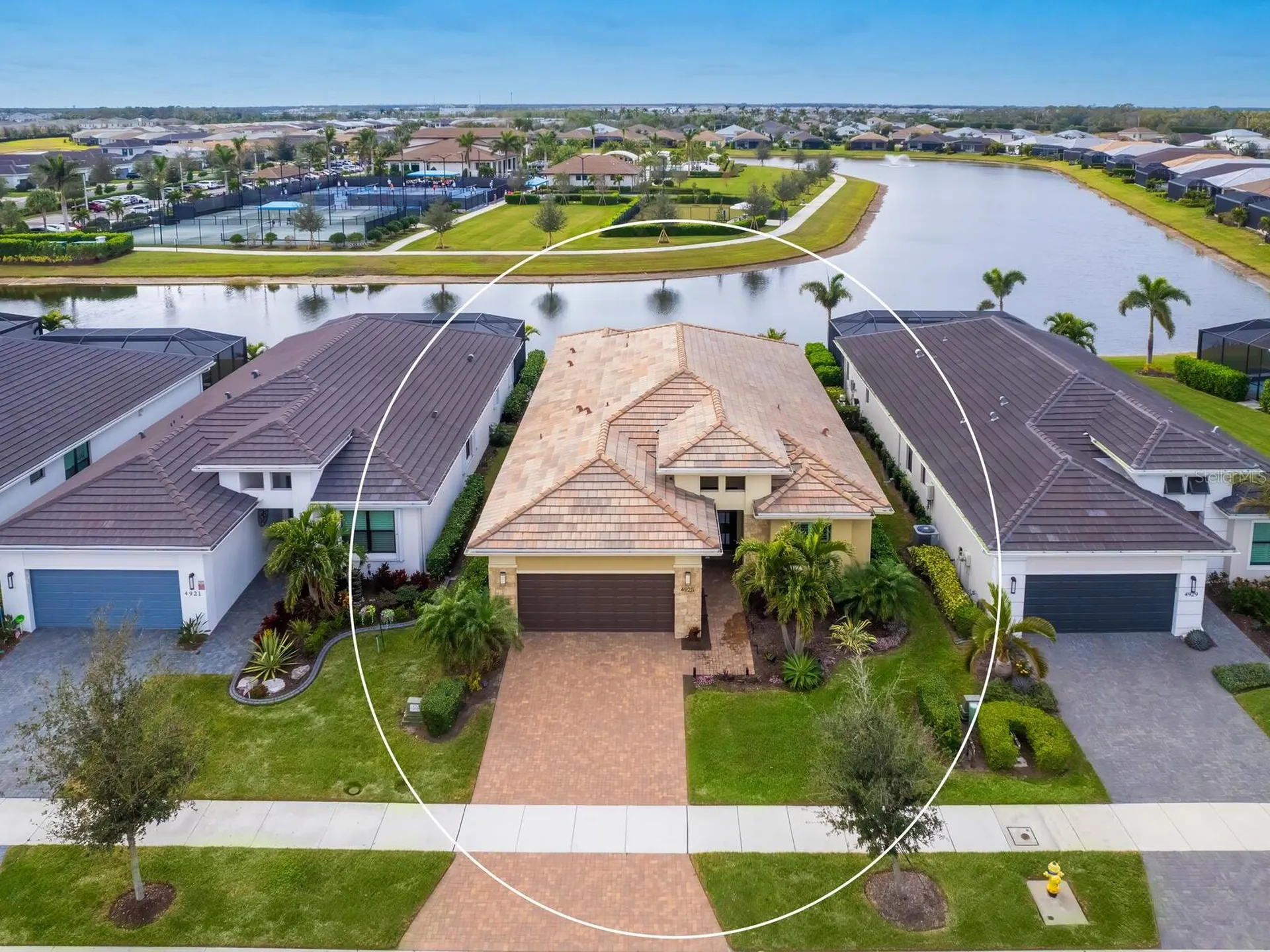 4925 Surfside Circle Bradenton FL 34211