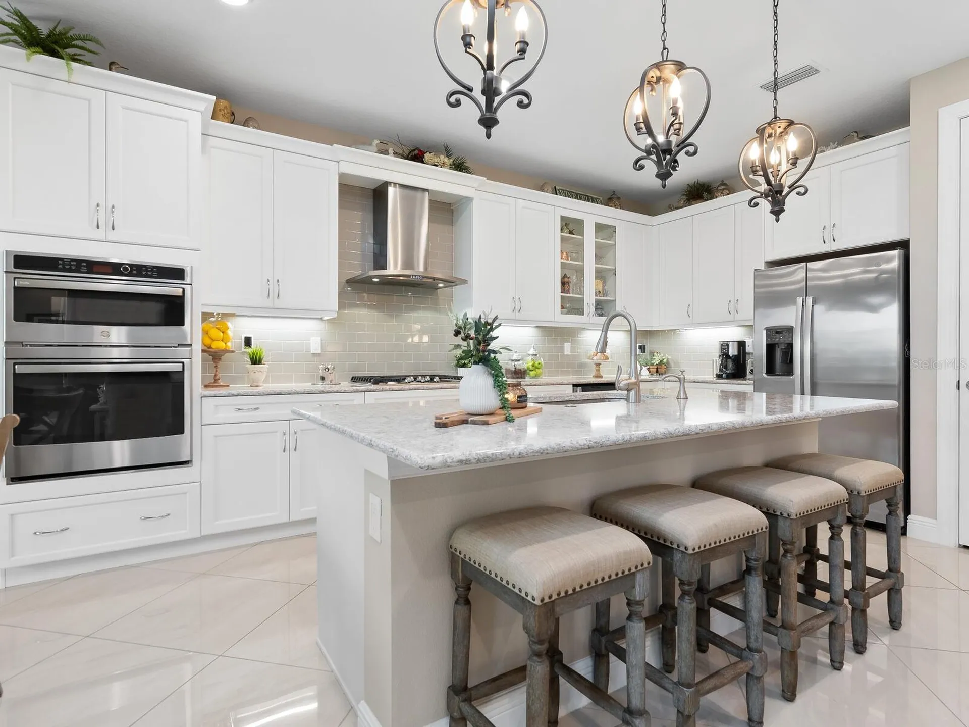 4925 Surfside Circle Bradenton FL 34211