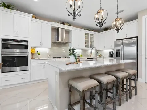 4925 Surfside Circle Bradenton FL 34211
