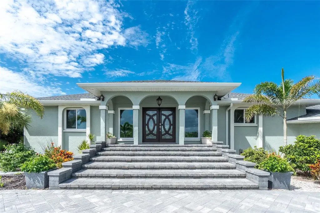 600 Lookout Alley Placida FL 33946