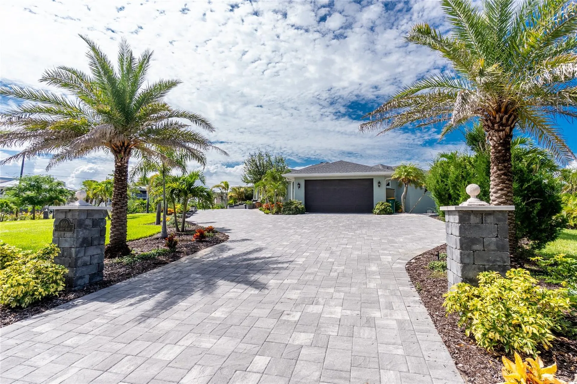 600 Lookout Alley Placida FL 33946