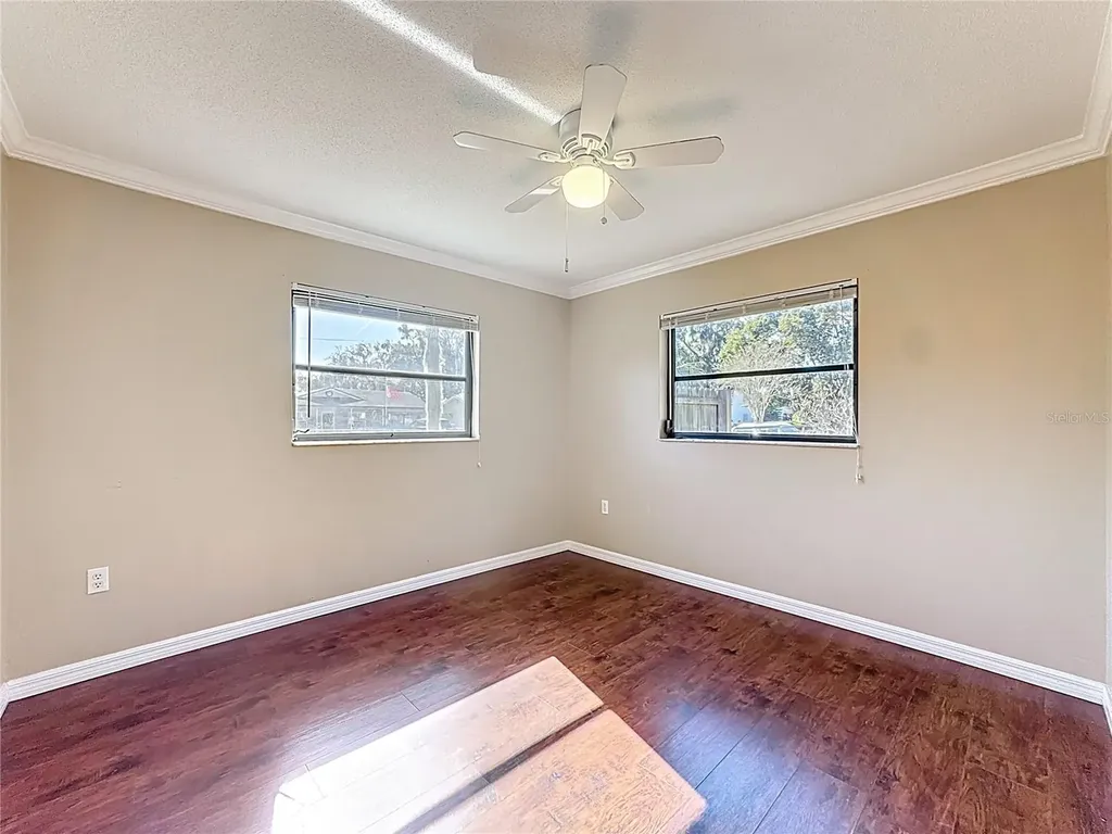 5511 King Avenue Zellwood FL 32798