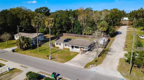 5511 King Avenue Zellwood FL 32798