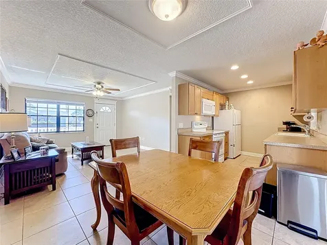 5511 King Avenue Zellwood FL 32798