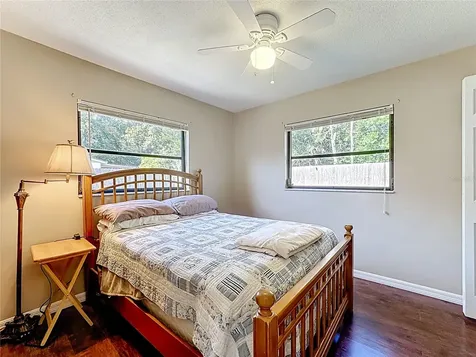 5511 King Avenue Zellwood FL 32798