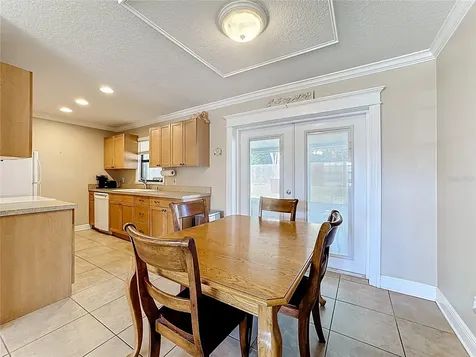 5511 King Avenue Zellwood FL 32798