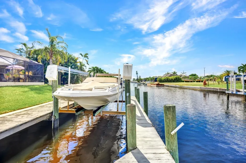 4328 SW 18th Avenue Cape Coral FL 33914