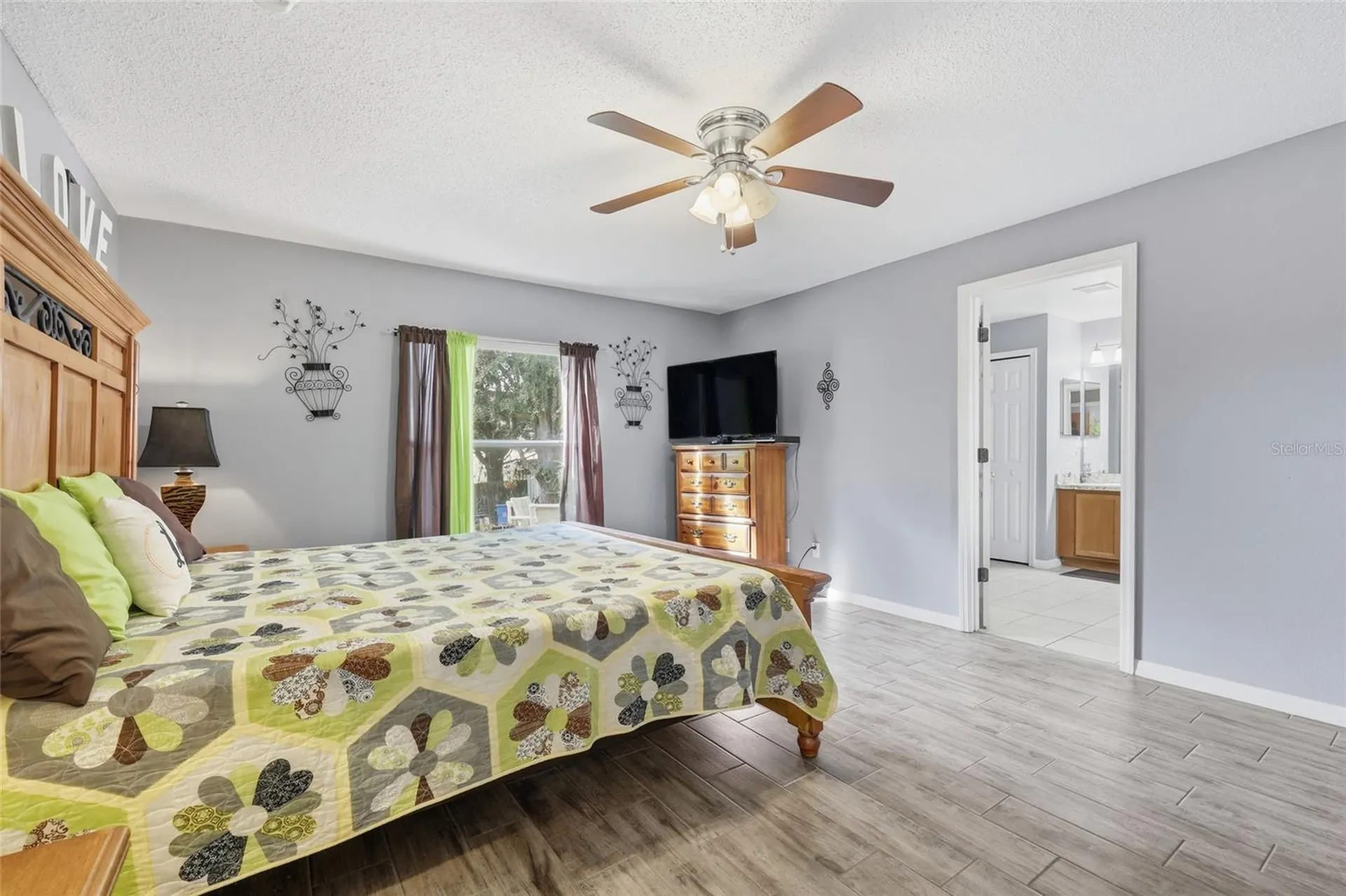 2219 Merry Road Tavares FL 32778