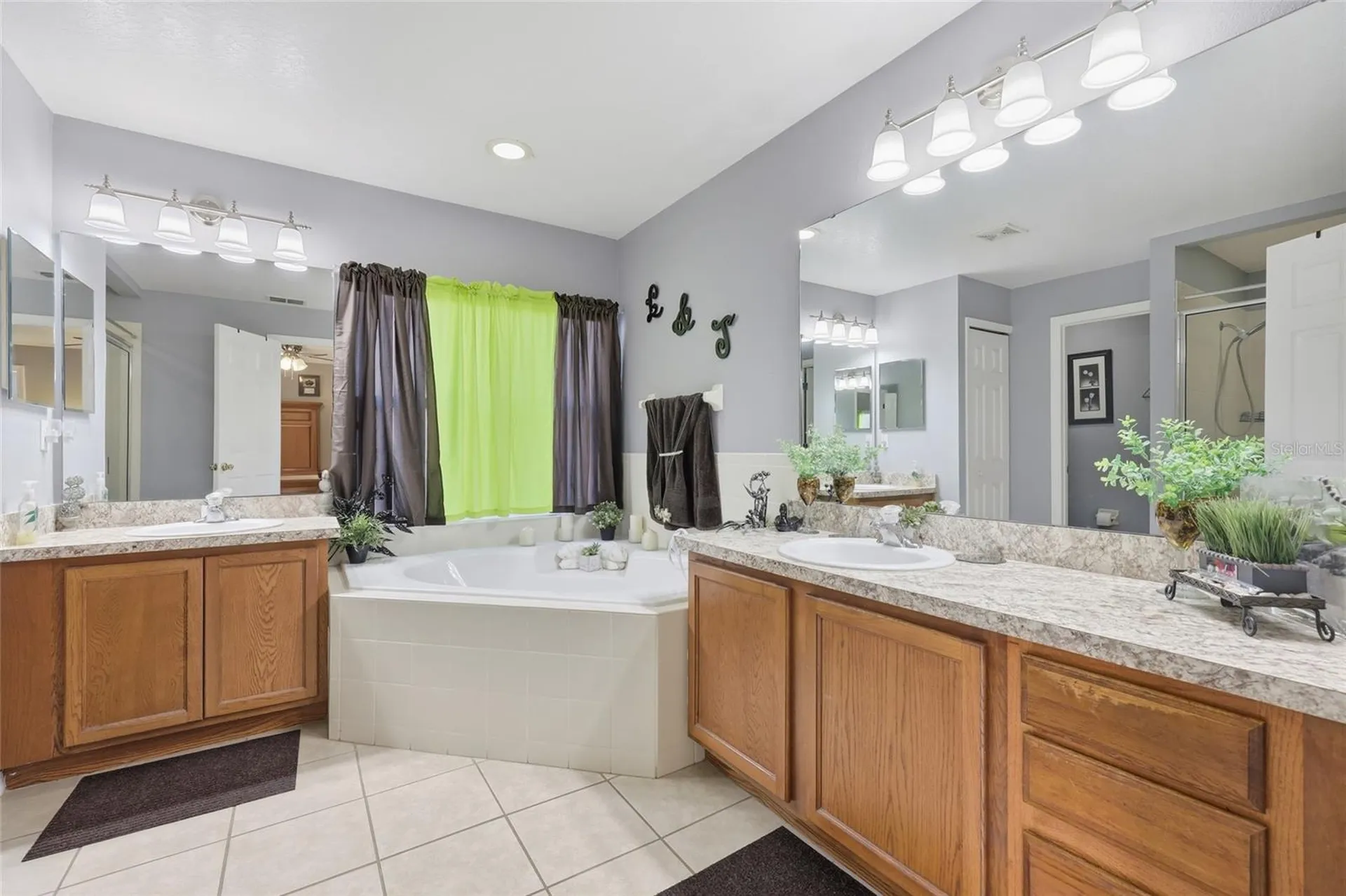 2219 Merry Road Tavares FL 32778